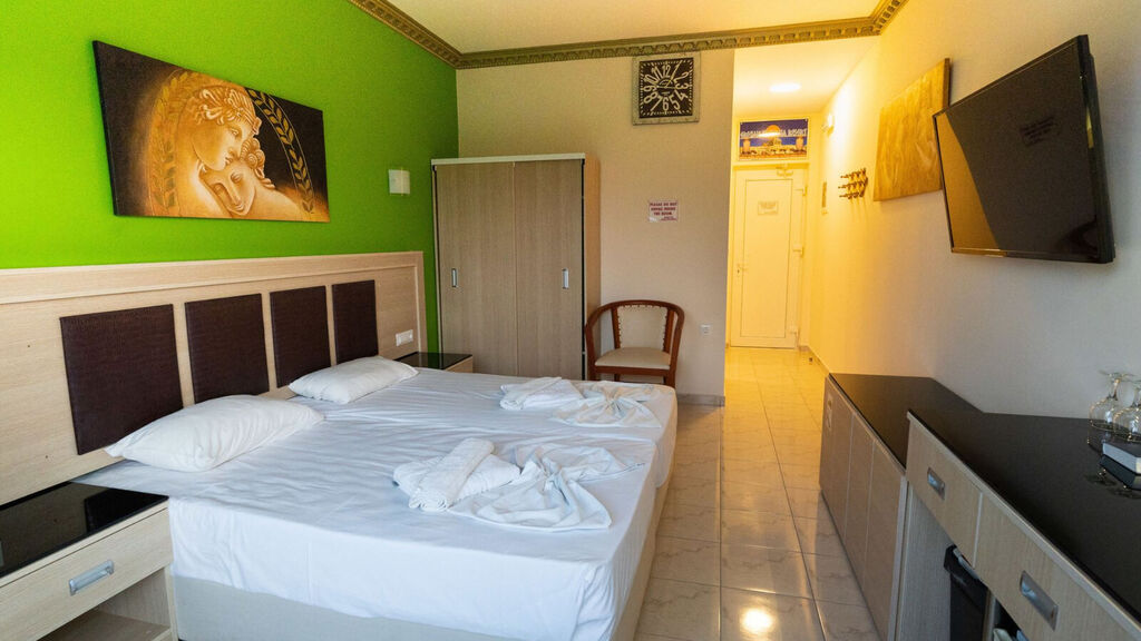 Grecian Fantasia Resort