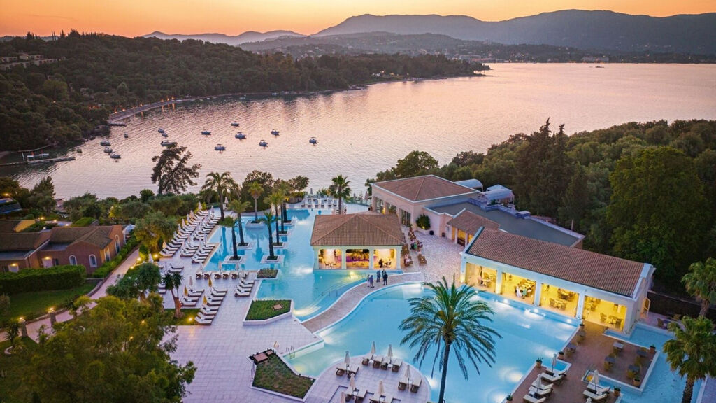 Grecotel Eva Palace At Kommeno Peninsula