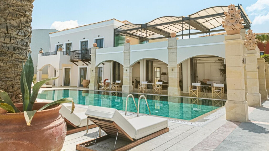 Grecotel Plaza Beach House