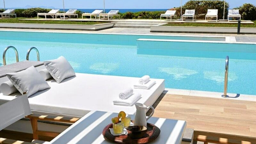 Grecotel Lux Me White Palace