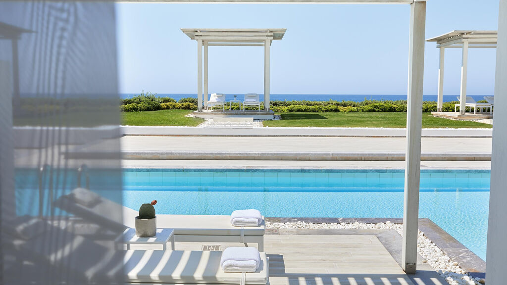 Grecotel Lux Me White Palace