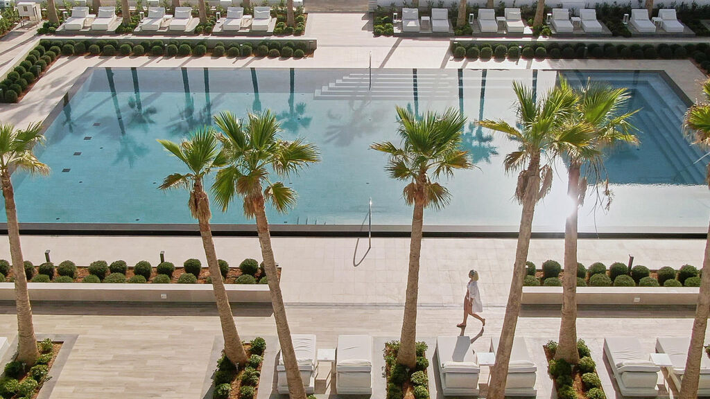 Grecotel Lux Me White Palace
