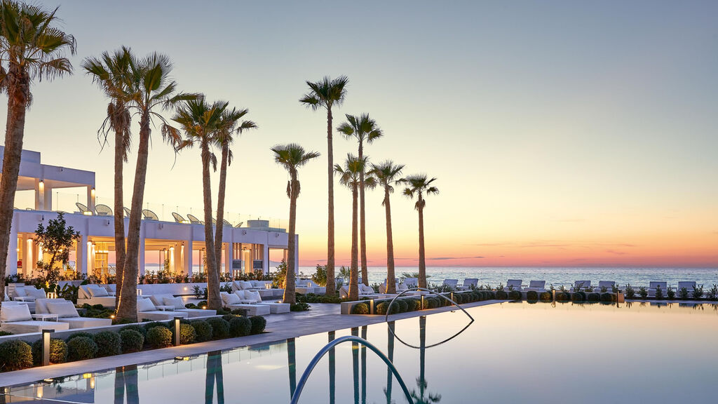 Grecotel Lux Me White Palace