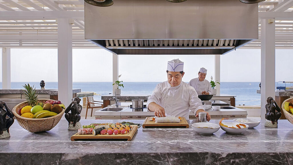 Grecotel Lux Me White Palace