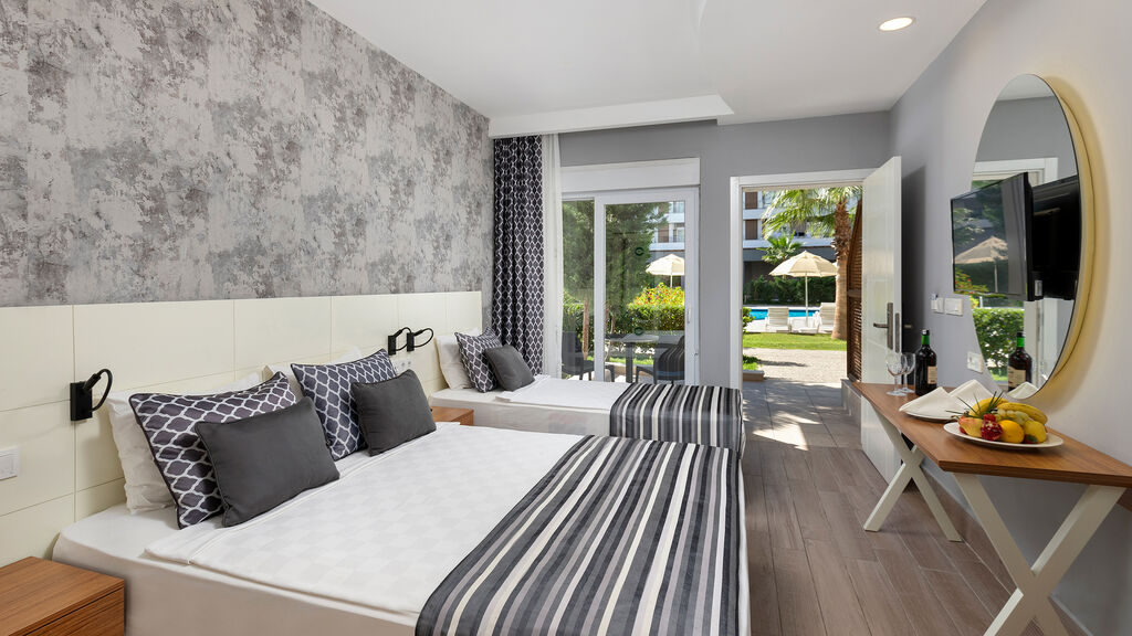 Greenwood Suites Resort