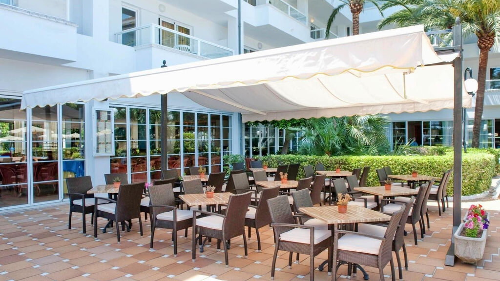 Grupotel Alcudia Suite