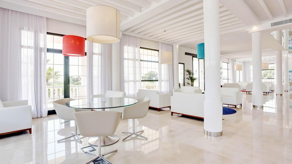 Grupotel Mar De Menorca