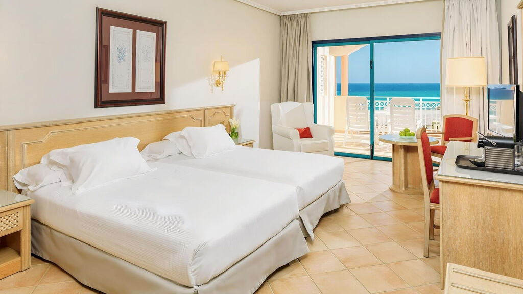 H10 Playa Esmeralda
