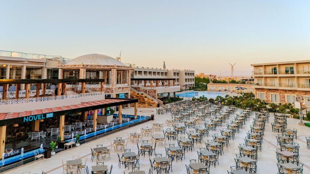 Hawaii Paradise Aqua Park Resort