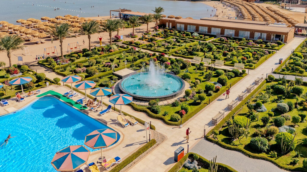 Hawaii Paradise Aqua Park Resort