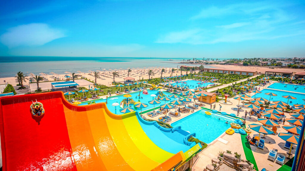 Hawaii Paradise Aqua Park Resort