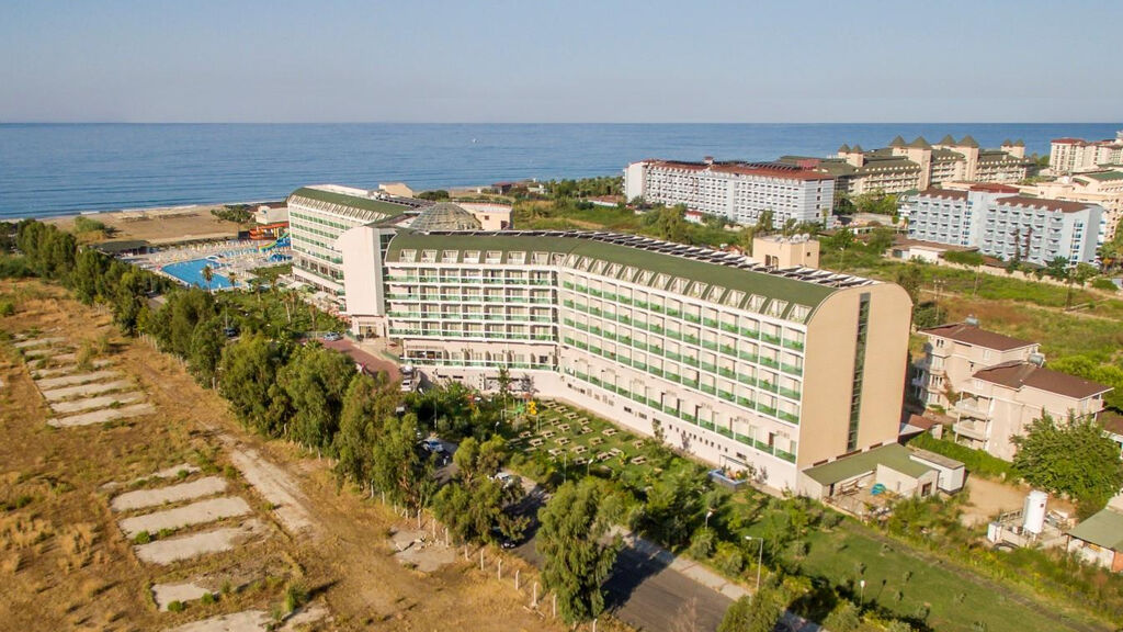 Hedef Beach Resort