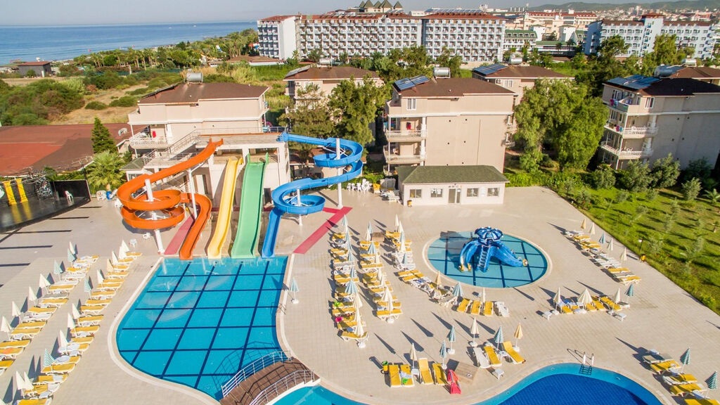 Hedef Beach Resort