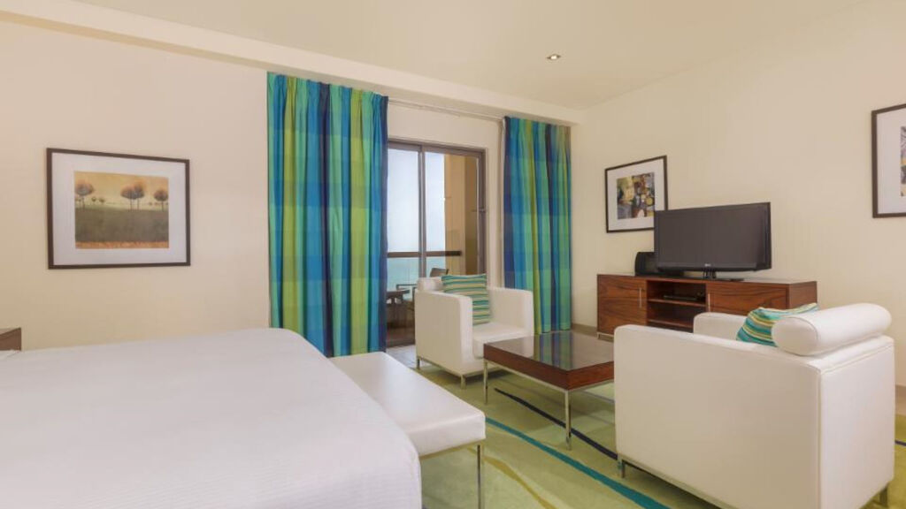 Hilton Dubai The Walk