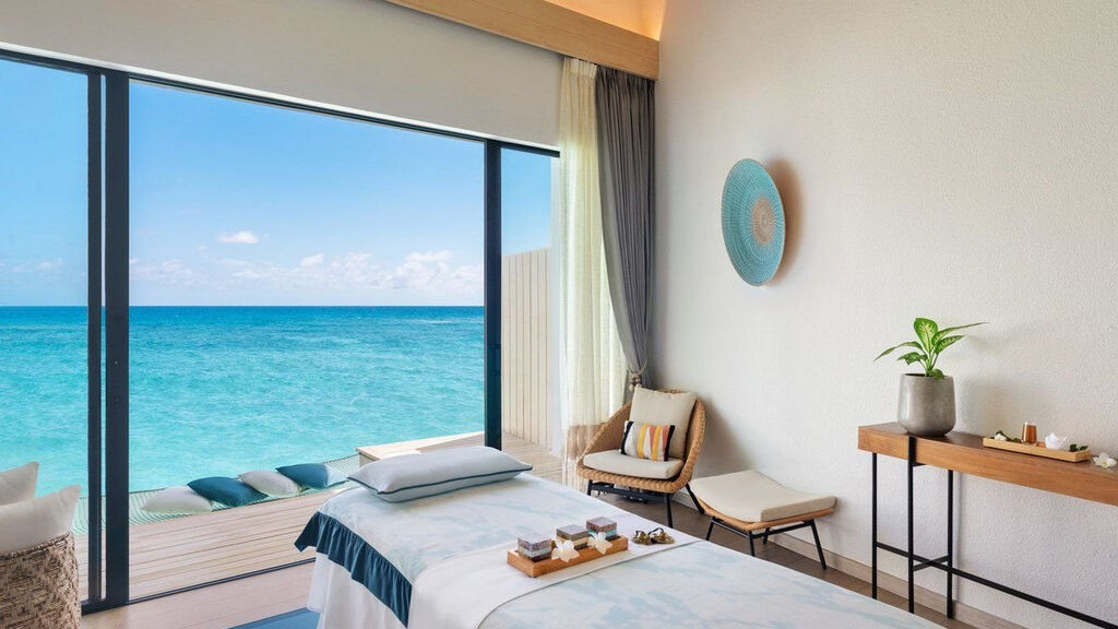 Hilton Maldives Amingiri Resort & Spa