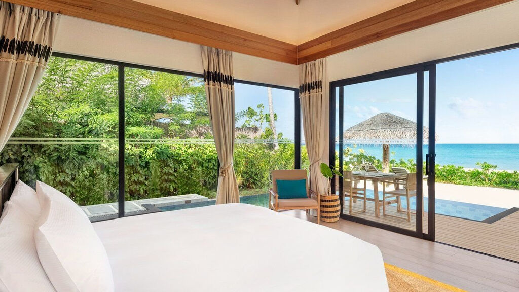 Hilton Maldives Amingiri Resort & Spa