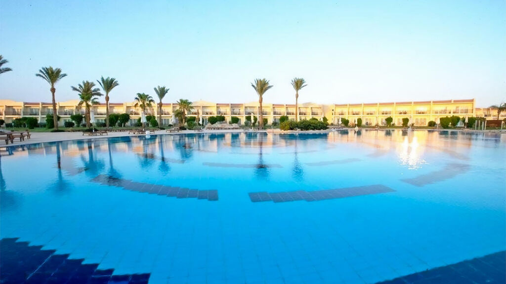 Doubletree By Hilton Sharks Bay