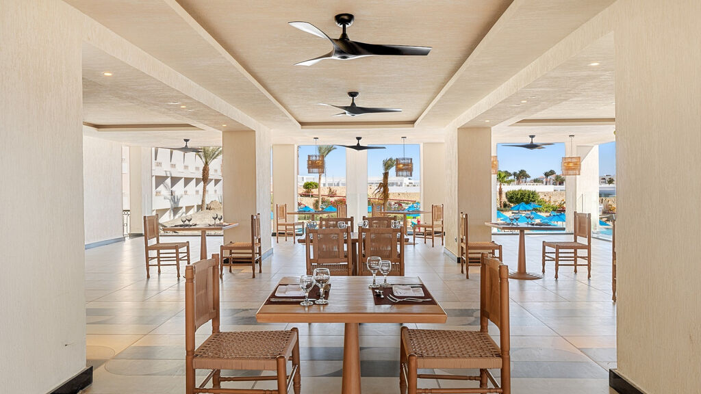 Doubletree By Hilton Sharks Bay
