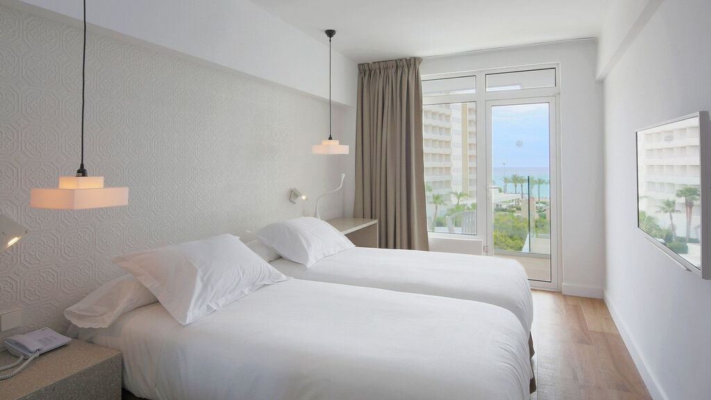 Hm Balanguera Beach - Adults Only