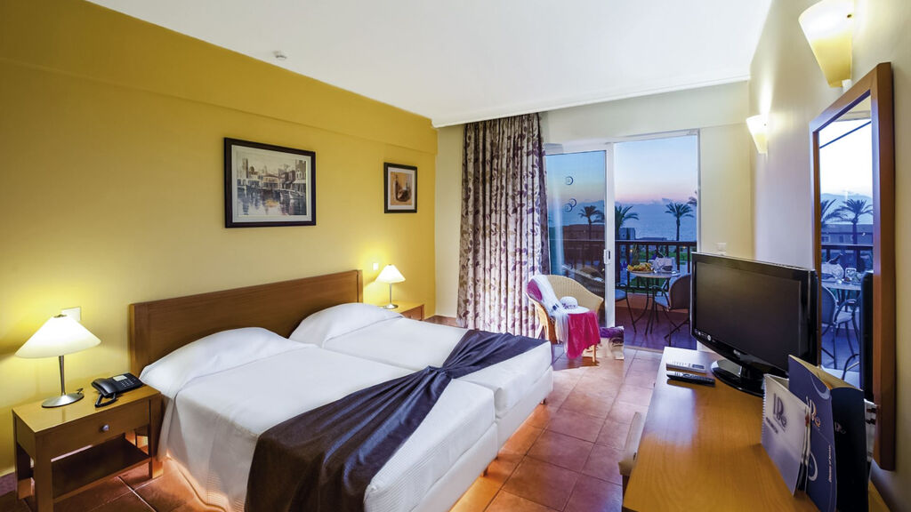 Horizon Beach Resort