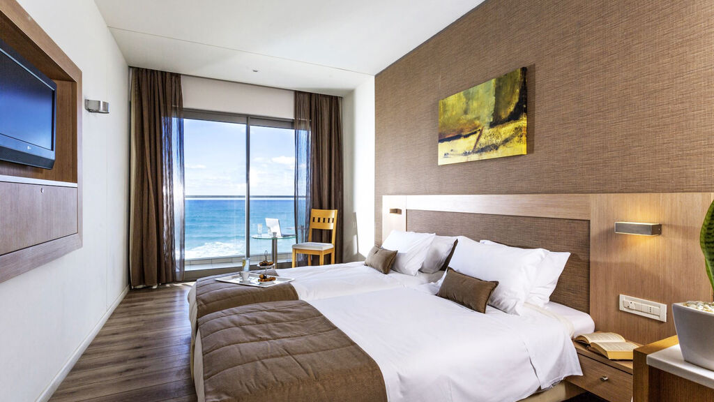 I-Resort Beach Hotel & Spa