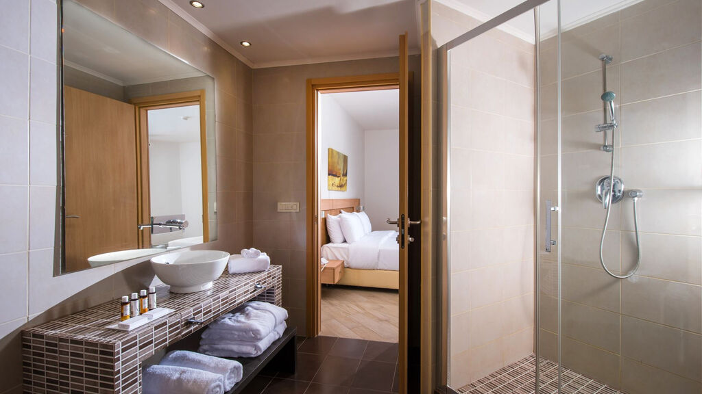 I-Resort Beach Hotel & Spa