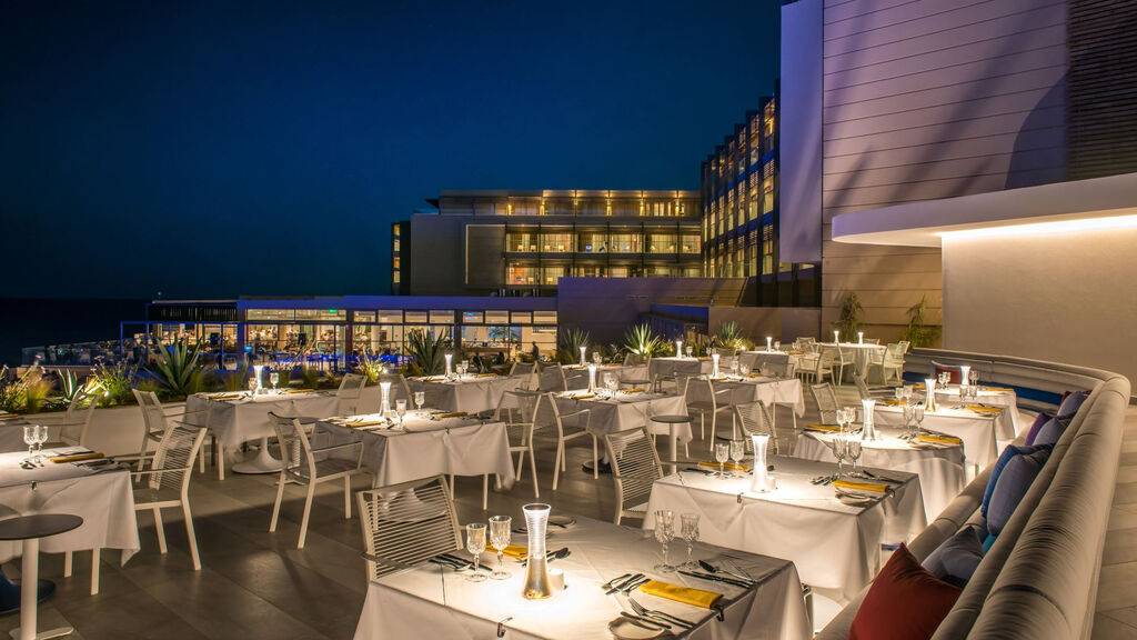 I-Resort Beach Hotel & Spa