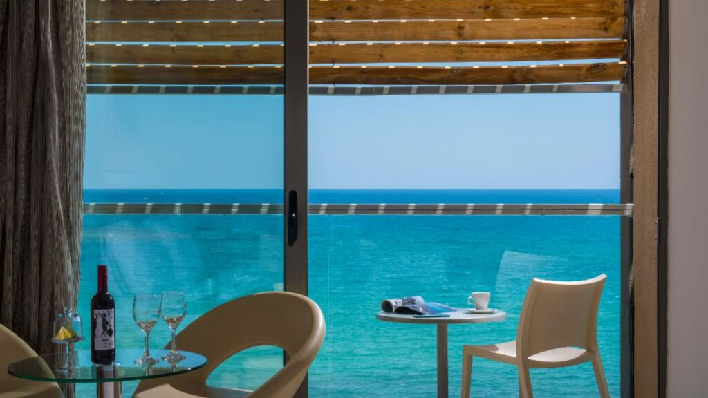 I-Resort Beach Hotel & Spa