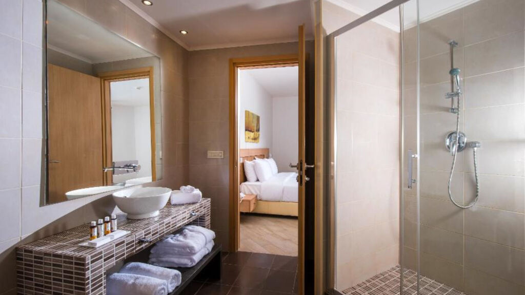 I-Resort Beach Hotel & Spa