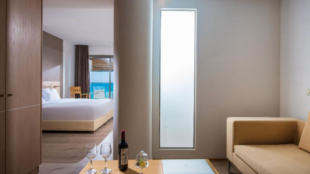 I-Resort Beach Hotel & Spa