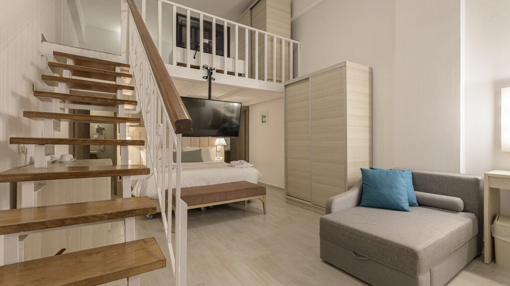 Iakinthos - Tsilivi Beach