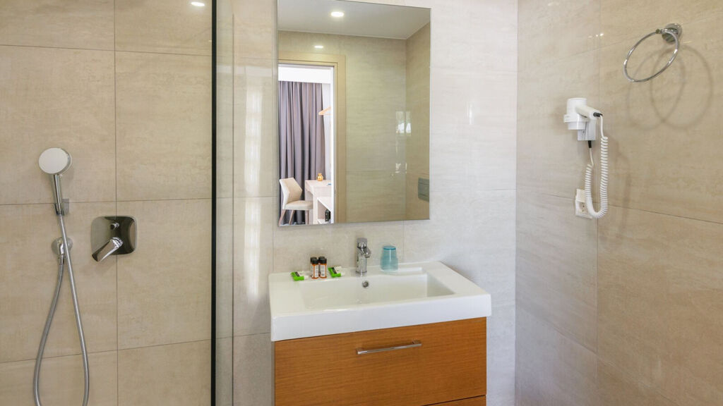 Iakinthos - Tsilivi Beach