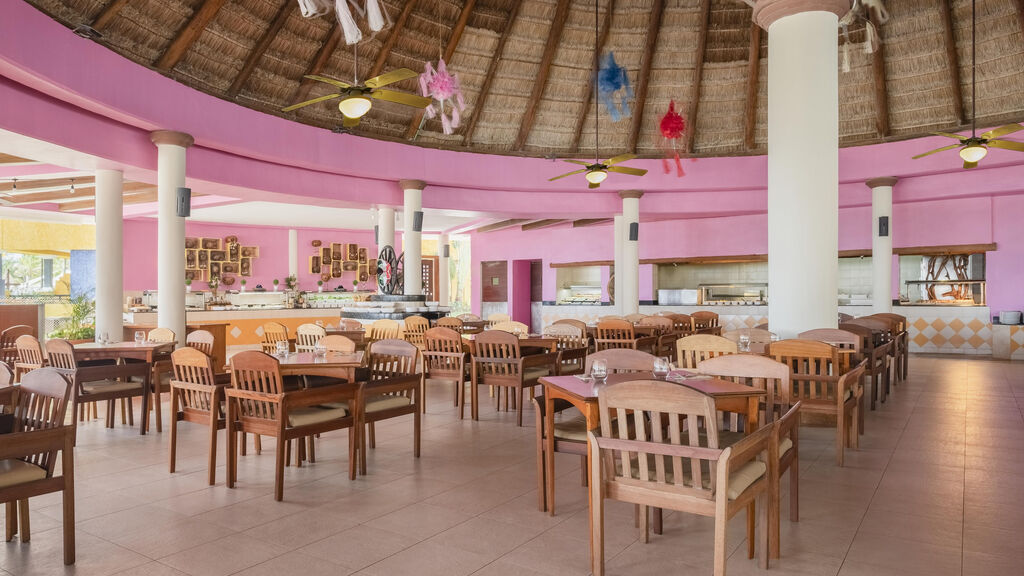 Iberostar Waves Tucán