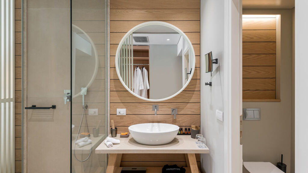 Ikones Seafront Luxury Suites