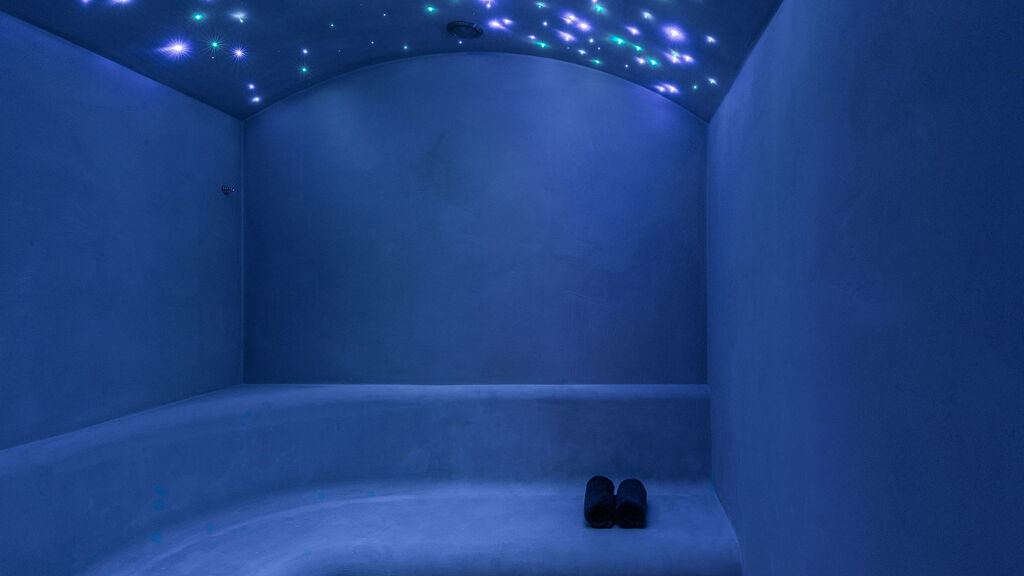 Ikones Seafront Luxury Suites