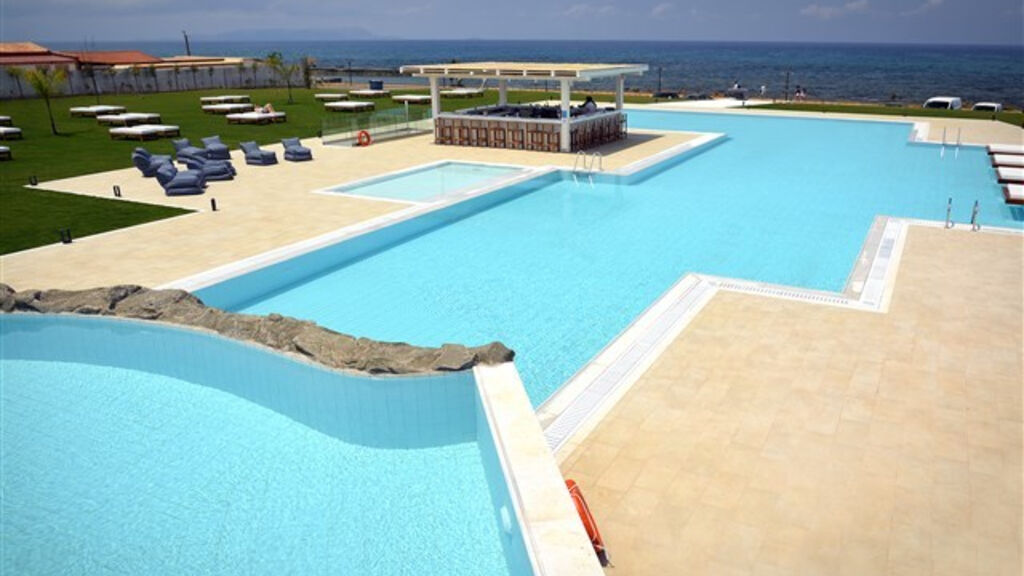 Insula Alba Resort And Spa