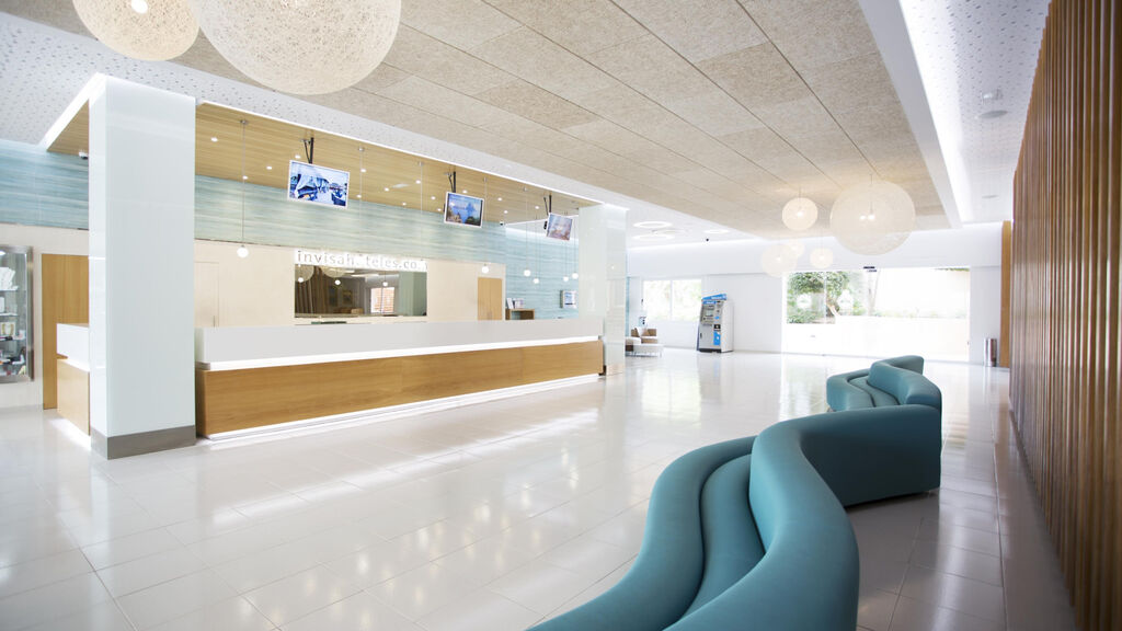 Invisa Hotel Club Cala Blanca