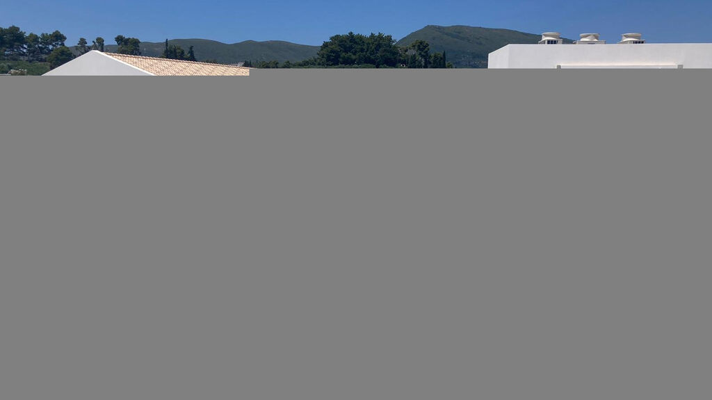 Ionis Art Luxury Suites