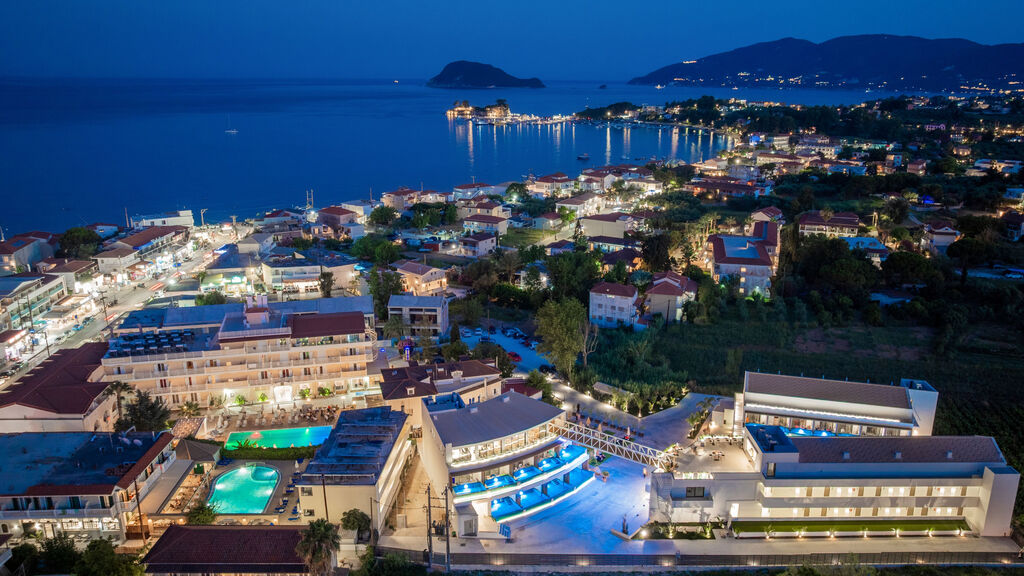 Ionis Art Luxury Suites