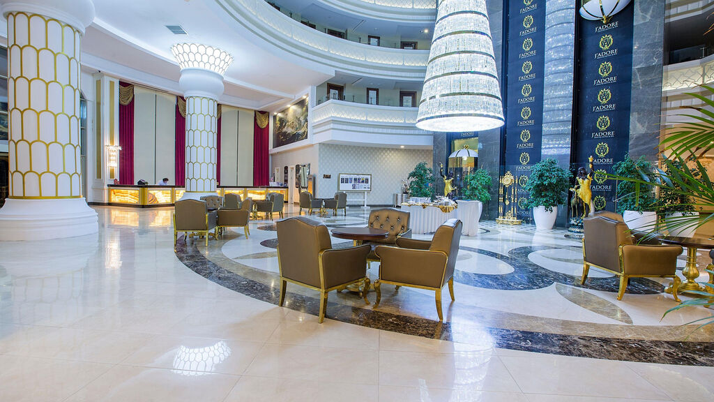 Jadore Deluxe Hotel & Spa