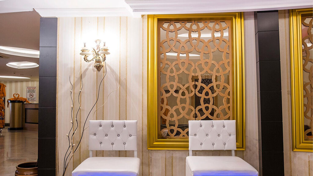 Jadore Deluxe Hotel & Spa