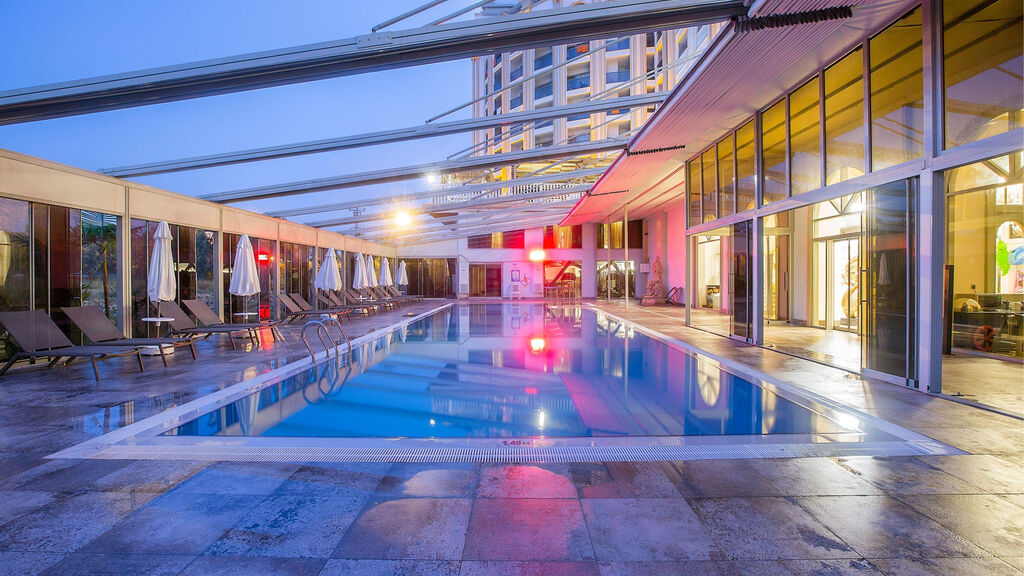 Jadore Deluxe Hotel & Spa