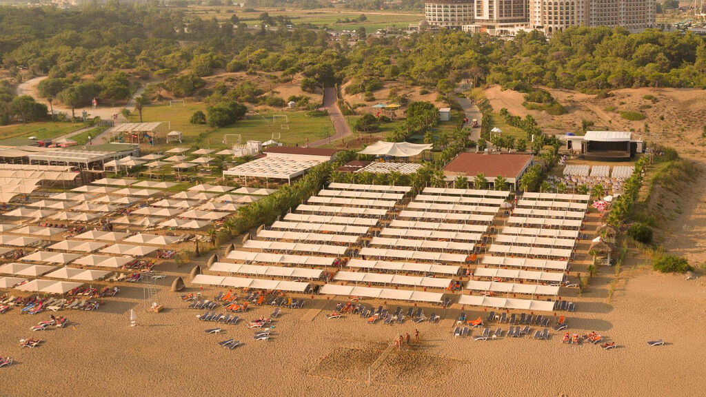 Jadore Deluxe Hotel & Spa