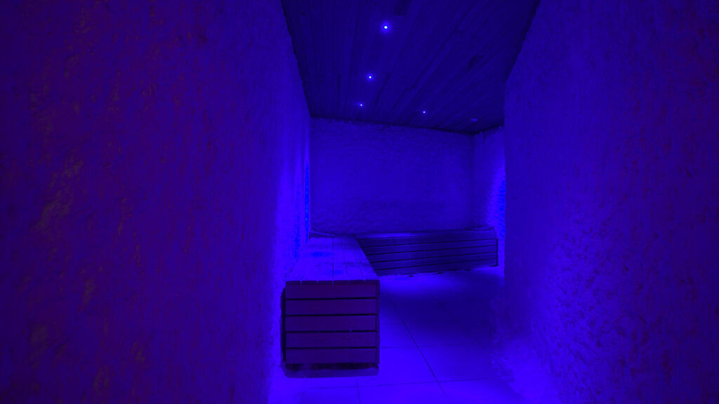 Jadore Deluxe Hotel & Spa