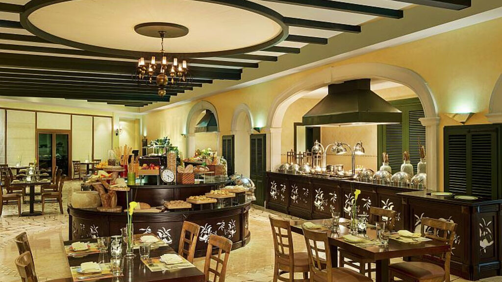 Jebel Ali Palm Tree Court & Spa