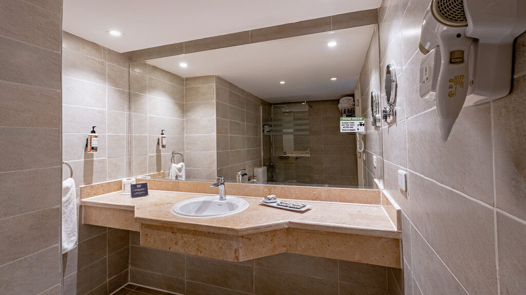 Kairaba Aqua Mondo Resort