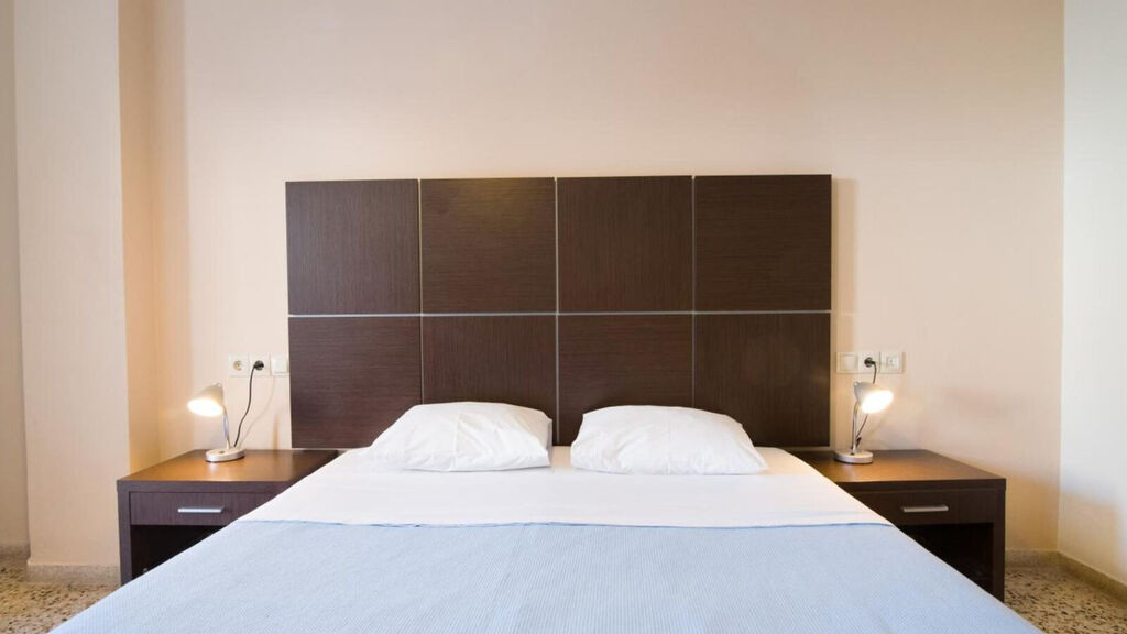 Kamari Blu Boutique Hotel