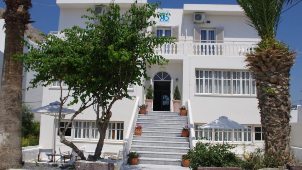 Kamari Blu Boutique Hotel