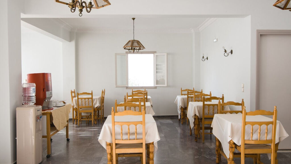 Kamari Blu Boutique Hotel