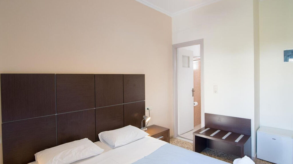 Kamari Blu Boutique Hotel